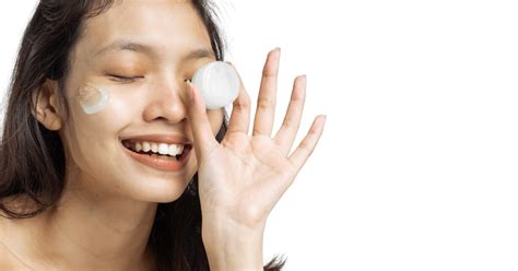 5 Rahasia Skincare Oriflame untuk Kulit Sensitif yang Awet Jerawat Bebas 🤩 5 Rahasia Skincare Oriflame untuk Kulit Sensitif yang Awet Jerawat Bebas 🤩