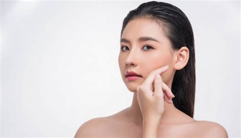 5 Rahasia Skincare untuk Kulit Kombinasi, dari Kusut Hingga Bersinar! 🧖‍♀️✨