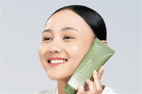 5 Serum Murah Meriah, Bye-Bye Kulit Berminyak and Jerawat 🔥