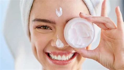 7 Langkah Skincare Wajib untuk Wajah Glowing Bebas Masalah! 7 Langkah Skincare Wajib untuk Wajah Glowing Bebas Masalah!