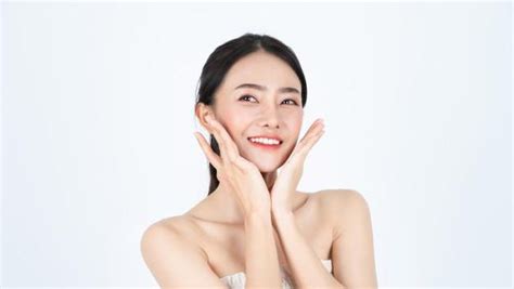 7 Langkah Skincare Wajib untuk Wajah Glowing Bebas Masalah! 7 Langkah Skincare Wajib untuk Wajah Glowing Bebas Masalah!