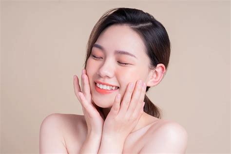 7 Rahasia Perawatan Wajah Remaja Wanita: Bye Wajah Kusam, Halo Glowing Alami!