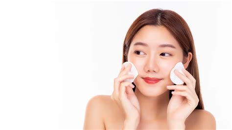 7 Tahapan Ajaib Merubah Kulit Kusam Jadi Glowing! 7 Tahapan Ajaib Merubah Kulit Kusam Jadi Glowing!