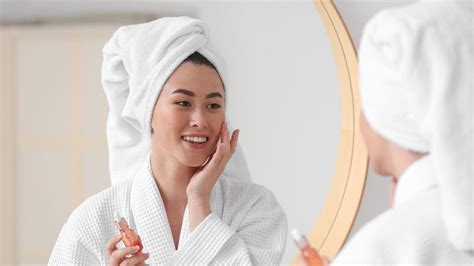 7 Tahapan Ajaib Merubah Kulit Kusam Jadi Glowing! 7 Tahapan Ajaib Merubah Kulit Kusam Jadi Glowing!