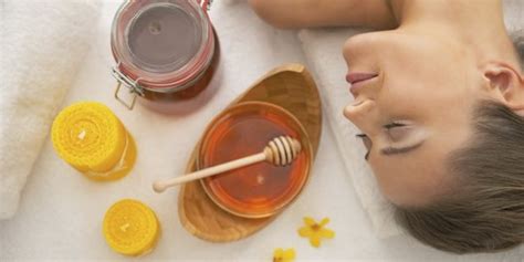 7 Treatment Wajah Alami untuk Mendapatkan Kulit Kencang dalam 30 Hari! 7 Treatment Wajah Alami untuk Mendapatkan Kulit Kencang dalam 30 Hari!